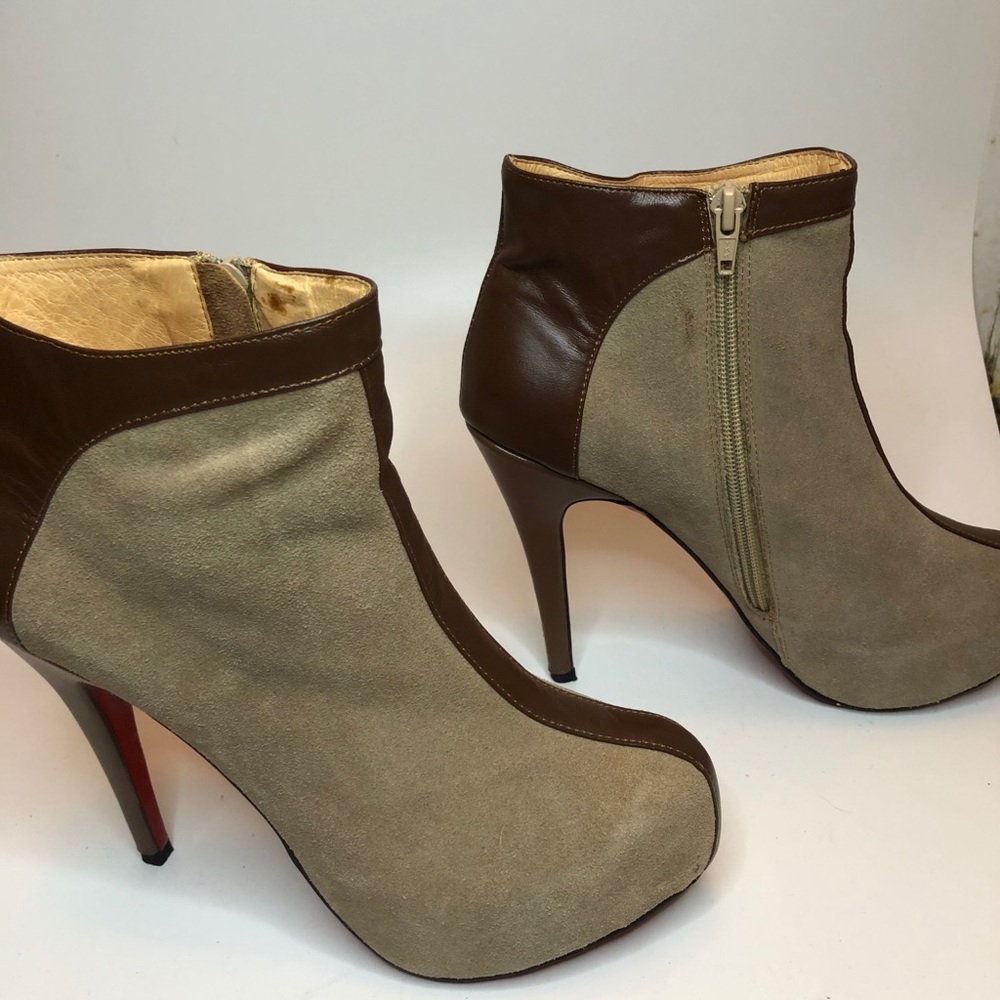 CHRISTIAN LOUBOUTIN | Leather & Suede Ankle Bootie